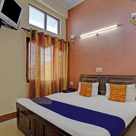 Spot On 79984 Hotel Castle View Mussoorie Eksteriør billede