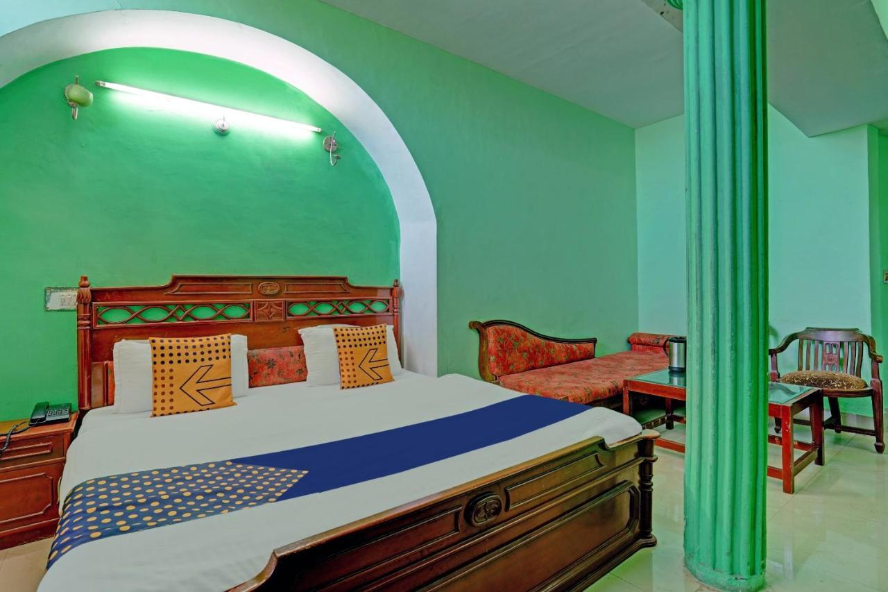 Spot On 79984 Hotel Castle View Mussoorie Eksteriør billede